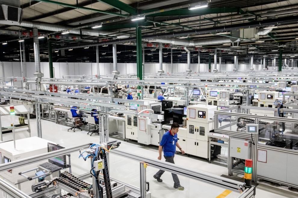 Industria e lavoro al centro del programma 